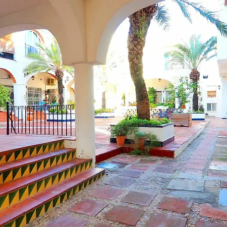 Calafat By Hello * Sitges